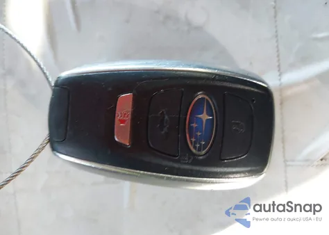 2020 Subaru Ascent Premium z USA, uszkodzony, nr VIN 4S4WMAFD9L3459525